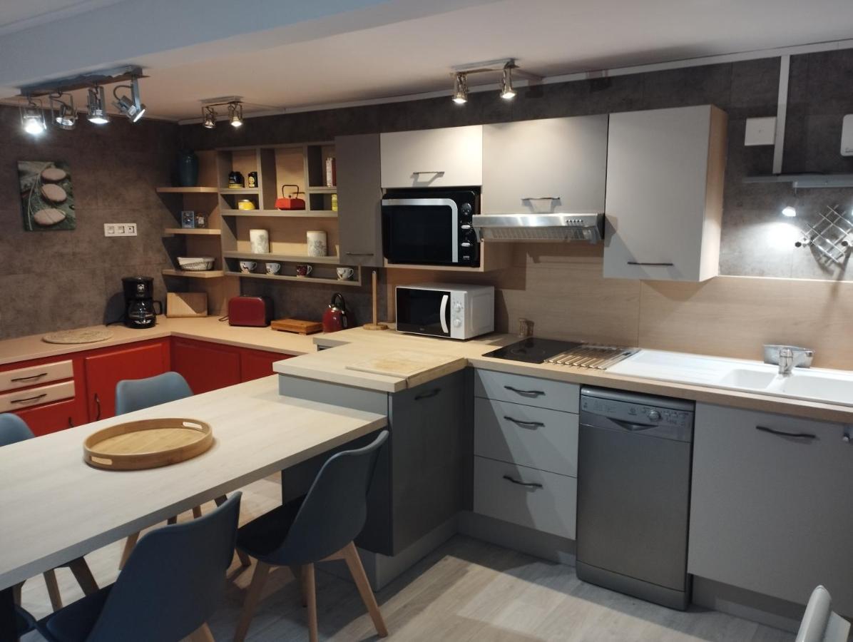 Maison Du Martin Pecheur A Holiday home Lannion